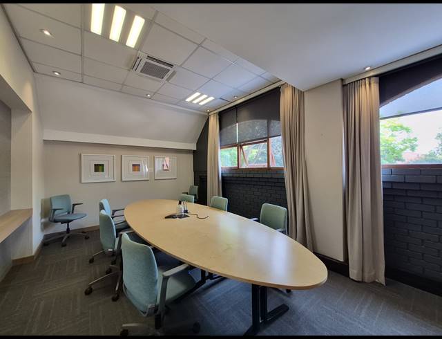1,060M² OFFICE FOR SALE IN ILLOVO